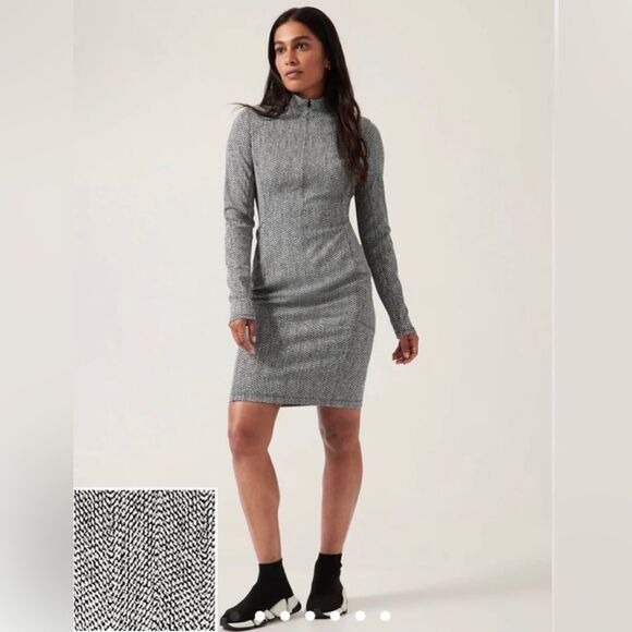 Athleta Delancy Fitted Athletic Dress - Picture 4 of 13